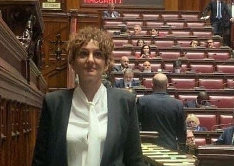 Abuso a Valguarnera e cronista denunciata, solidarietà di Longi