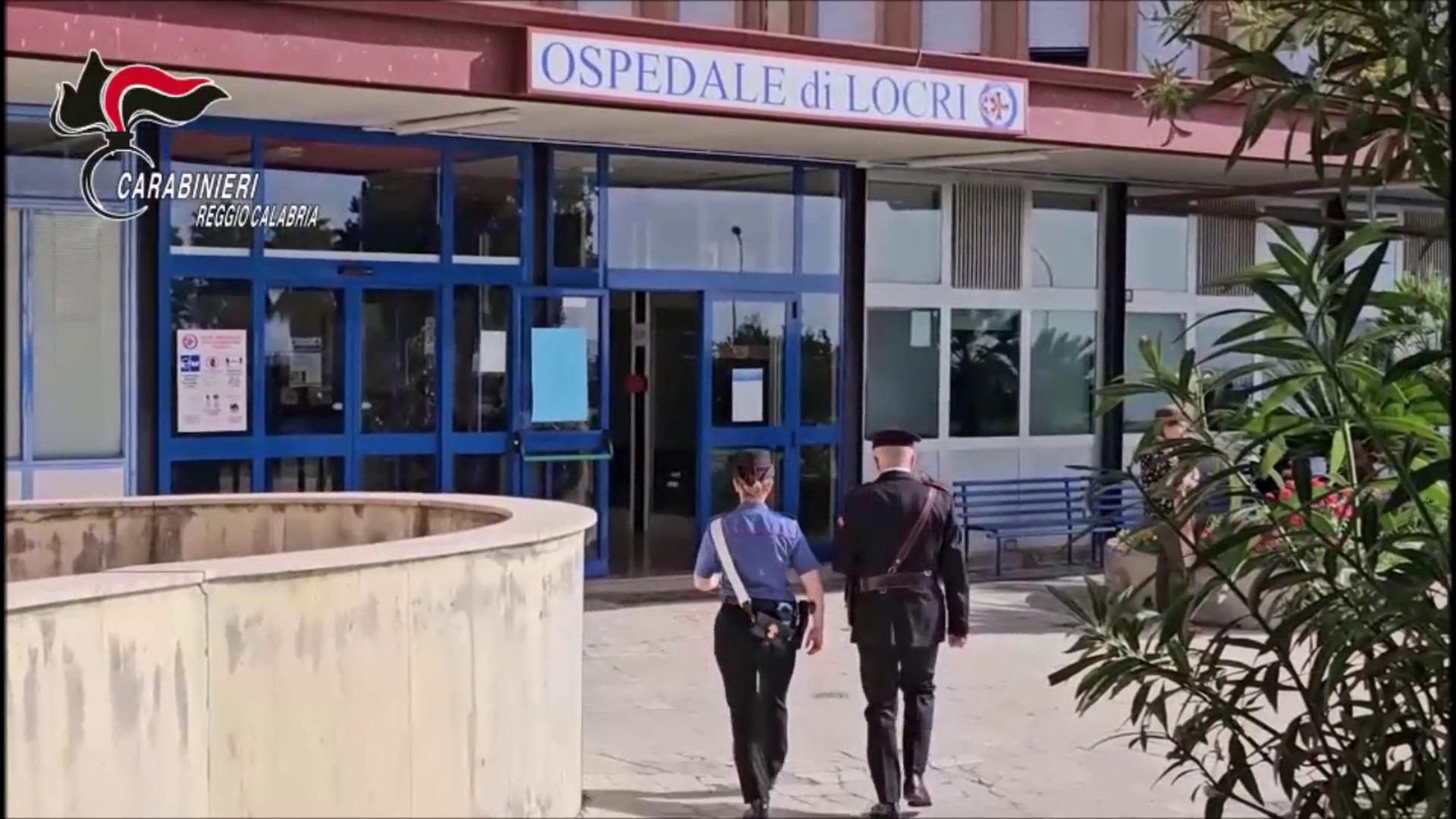 Muore per lesioni in ospedale a Locri, ai domiciliari i due fratelli