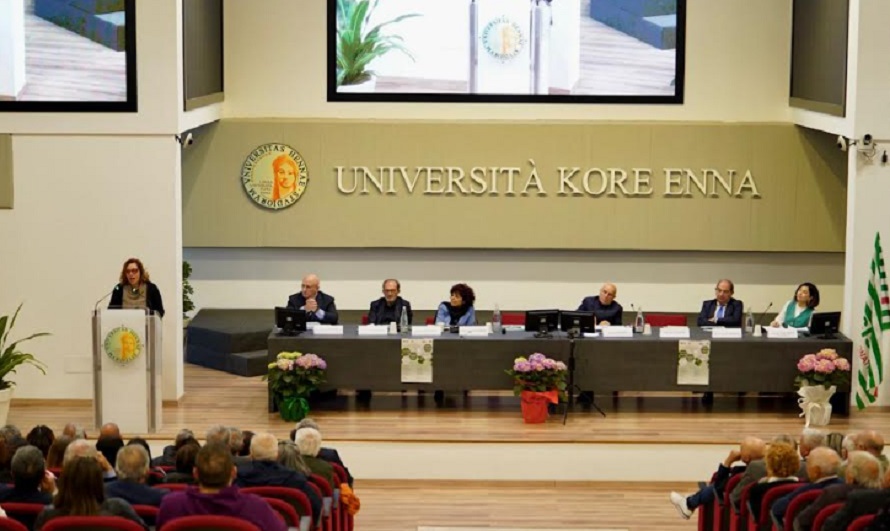 Sanità, Salerno, “medicina di prossimità più utile del quarto Policlinico”