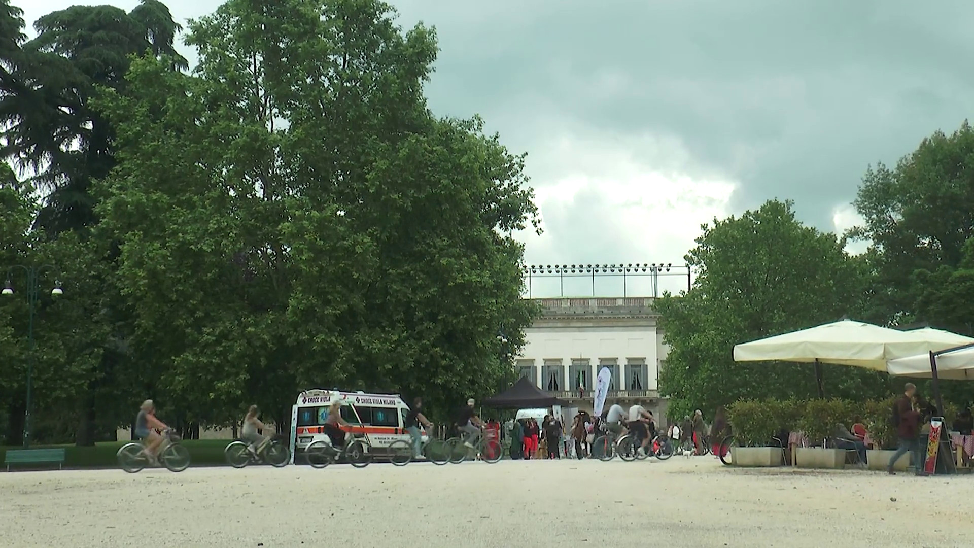 Croce Viola Milano insegna le manovre d’emergenza nei parchi cittadini