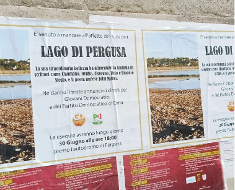 “Il lago di Pergusa è morto”, Pd affigge carte funebri