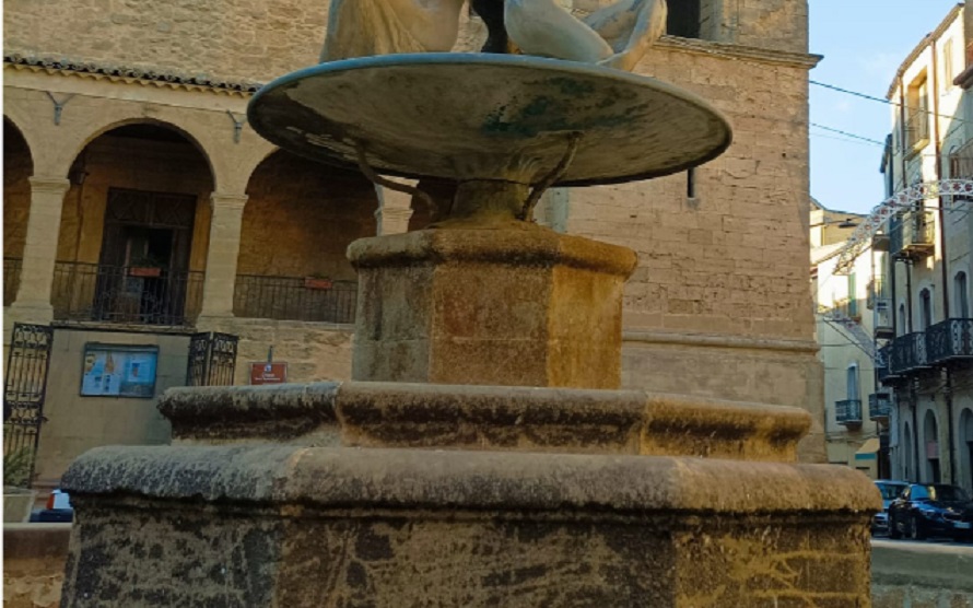 Fontana di San Tommaso guasta, ristoratore, “pronto a pagare le spese”