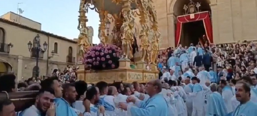 Madonna a Muntata, il rientro di Maria al Duomo