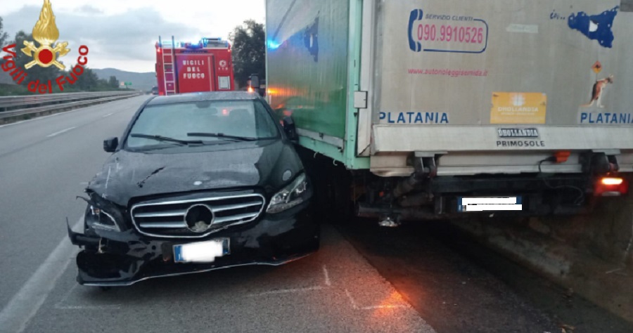 Curvone della morte, auto si ribalta, un altro incidente sulla A19