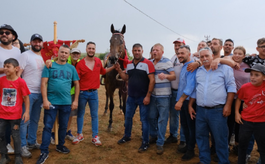 Palio dei Berberi, Codi vince sotto la pioggia