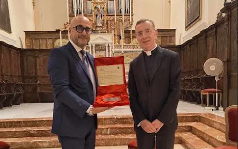 Premio San Cataldo assegnato al medico Raffino