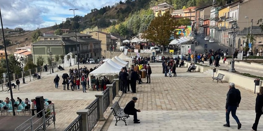 Tutto pronto per la sagra del Suino nero e del fungo porcino dei Nebrodi