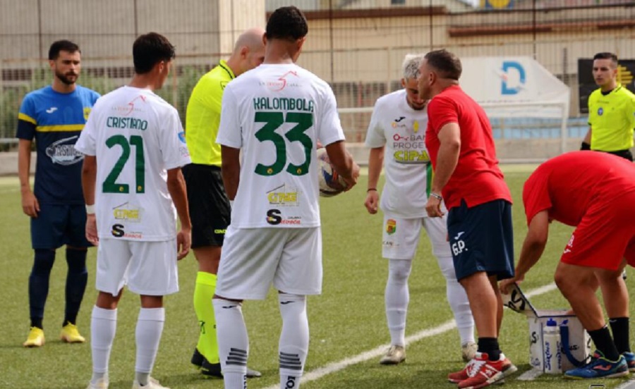 Enna calcio, derby con l’Acireale, tra gli ex c’è Pagana