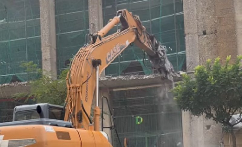 Stadio Generale Gaeta, demolita la pensilina