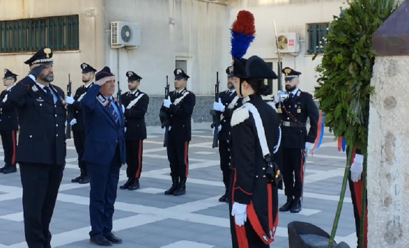 Il ricordo dei defunti, cerimonia nella caserma dei carabinieri