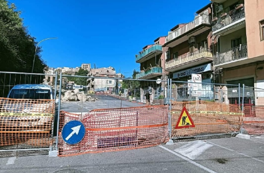 Via Pergusa, al via i lavori per la messa in sicurezza