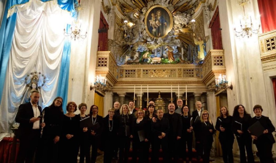 Coro polifonico Cipriano, applausi all’oratorio di San Filippo Neri