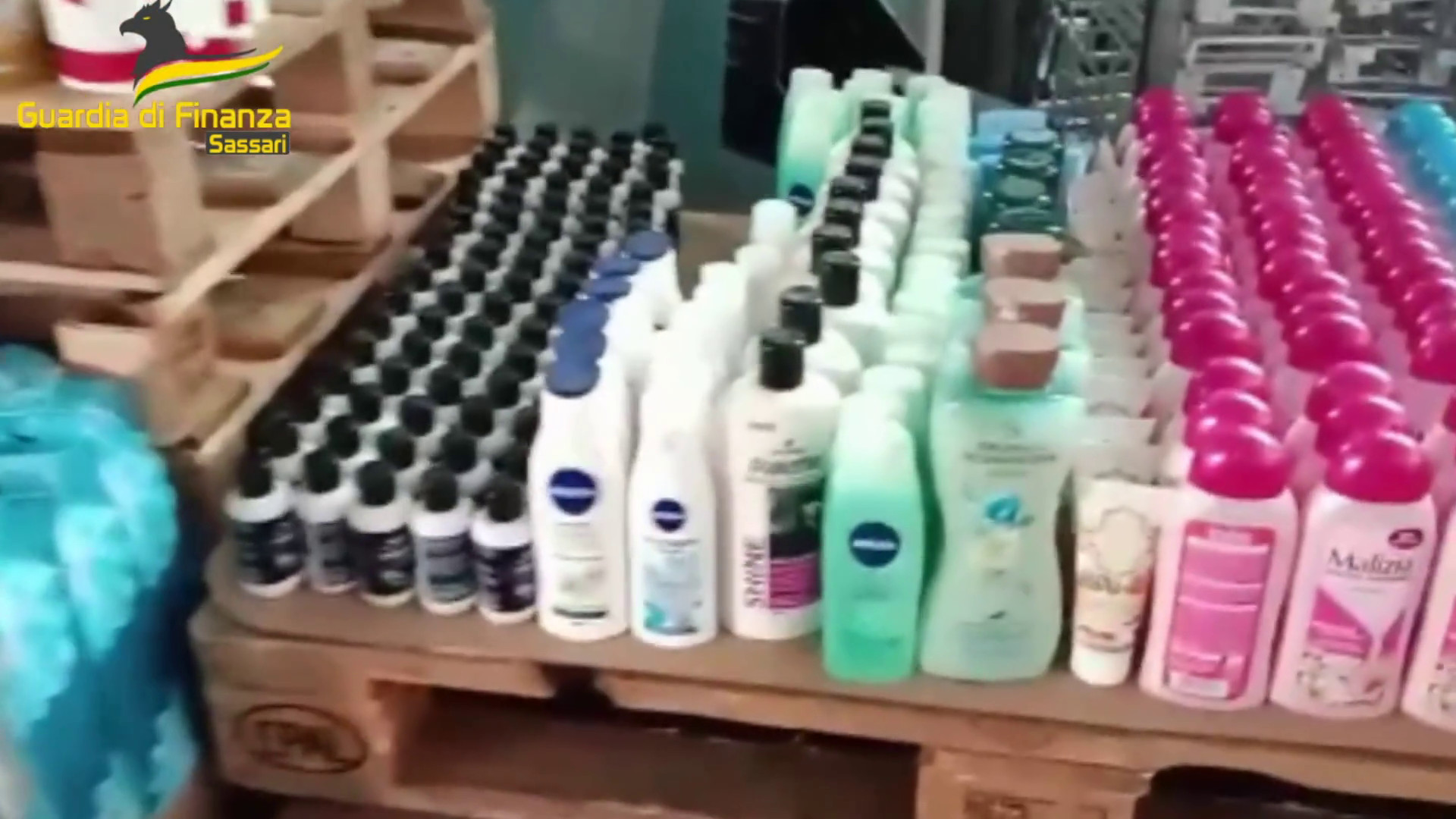 Sassari, sequestrati migliaia di cosmetici contenenti sostanza tossica