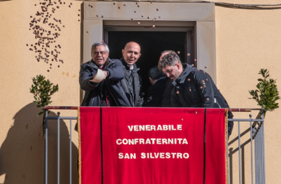 L’abbiata di nuciddi per san Silvestro tra storia e tradizione