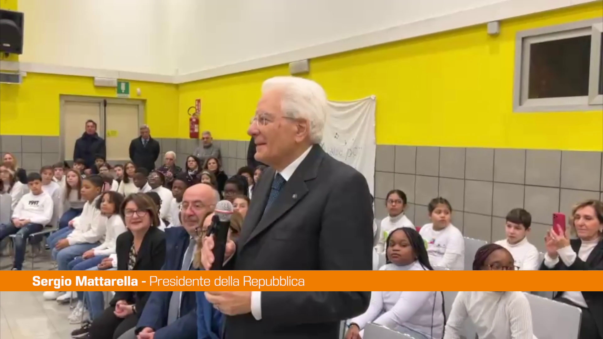 Mattarella visita scuola a Palermo “Ascoltare gli altri fa crescere”