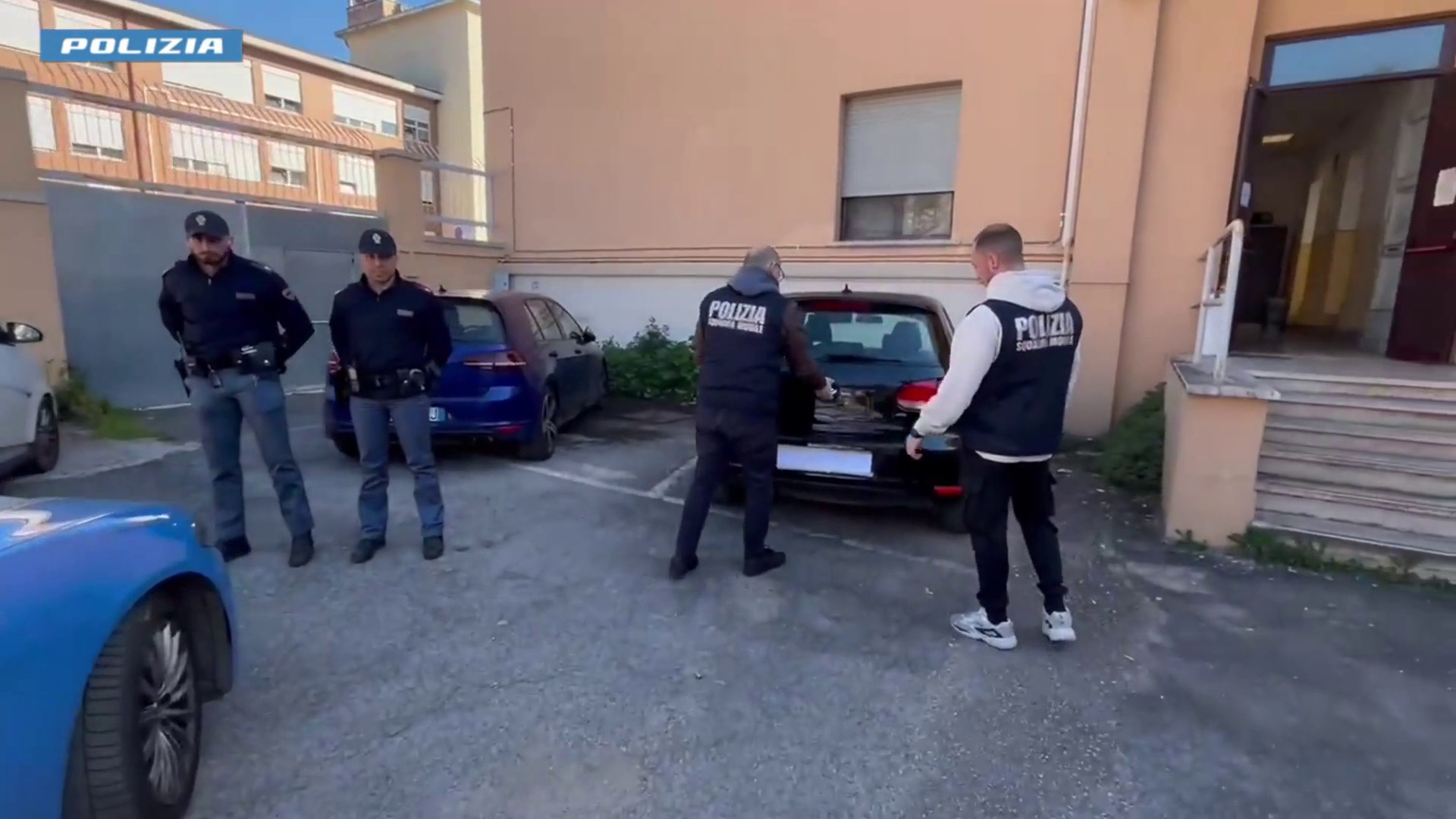 In auto con oltre 100 chili di cocaina, un arresto